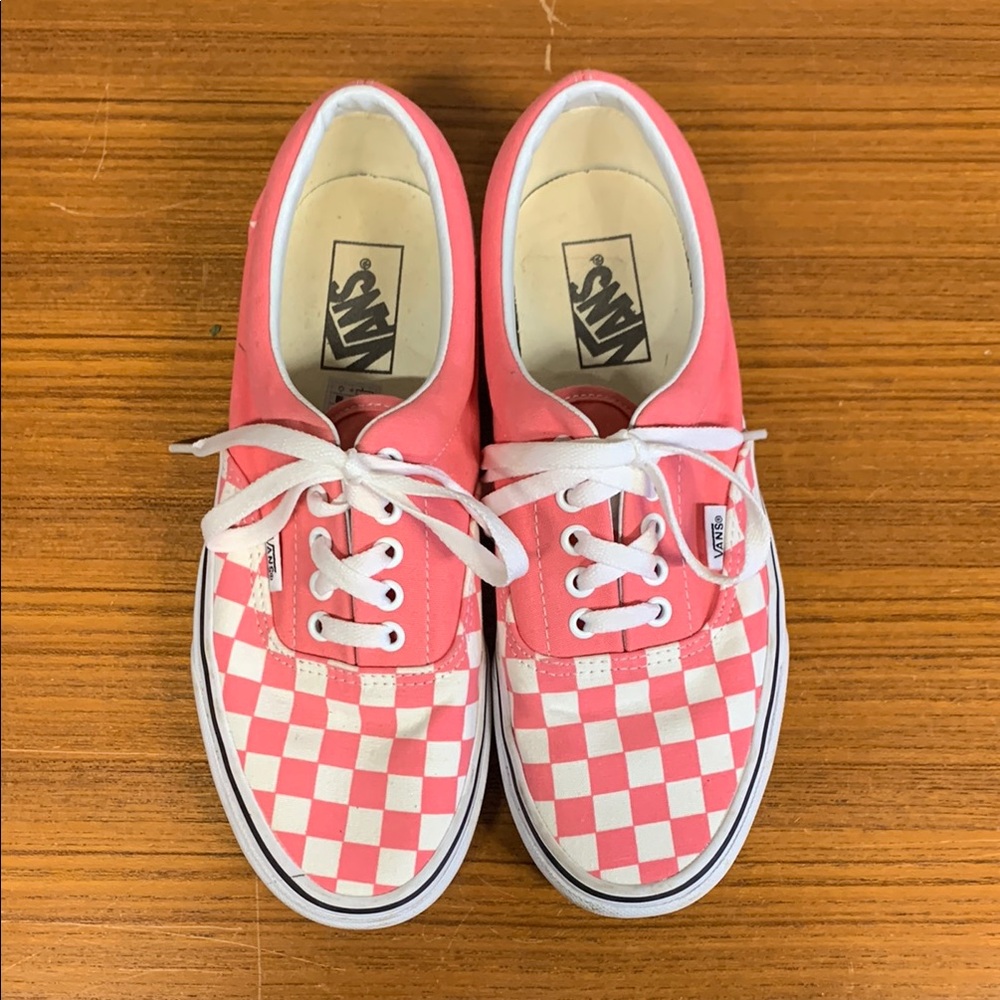 Vans Coral Pink Checkered Lace-Up Sneakers M8/W9.5